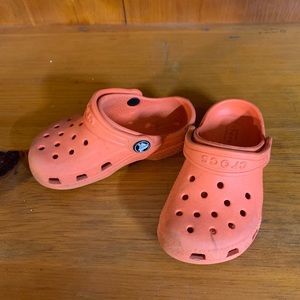 Toddler crocs